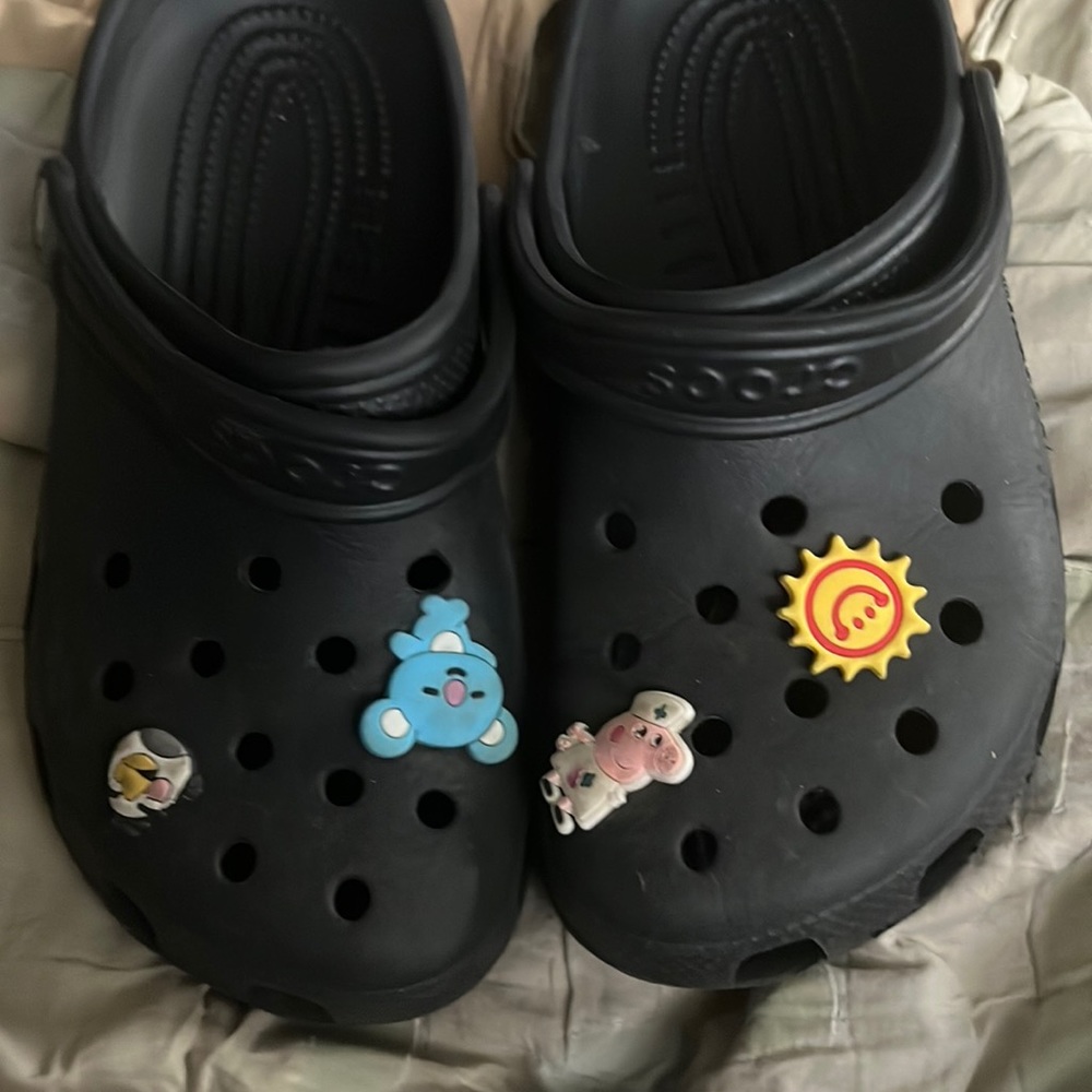Crocs